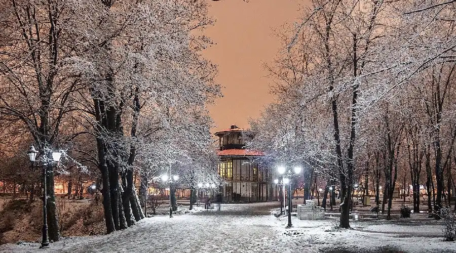 عمارت کلاه‌فرنگی رشت