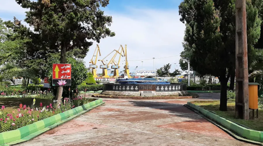 امکانات بلوار ساحلی انزلی